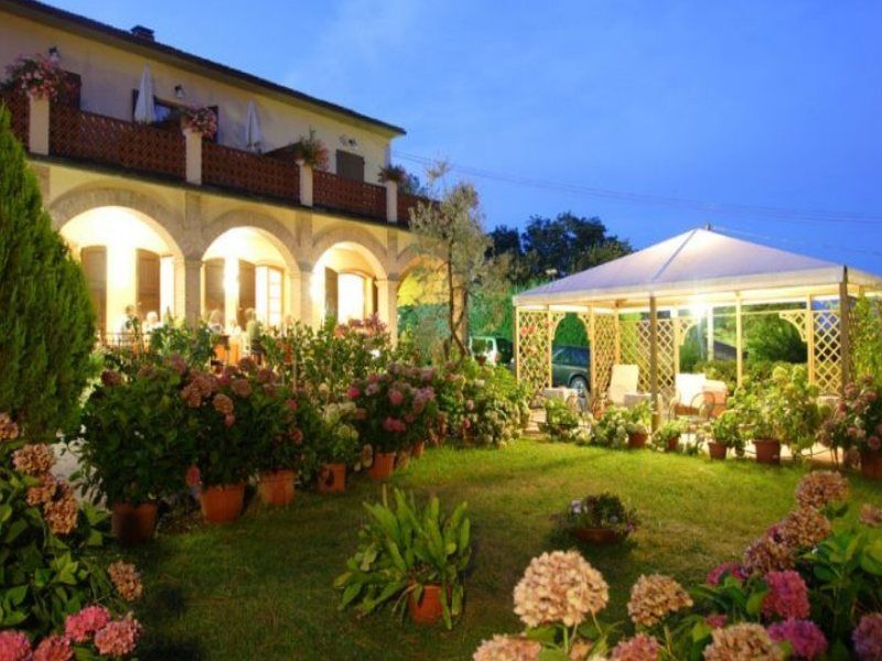 Le Renaie Hotel